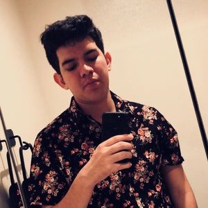 Meet your Posher, Andres